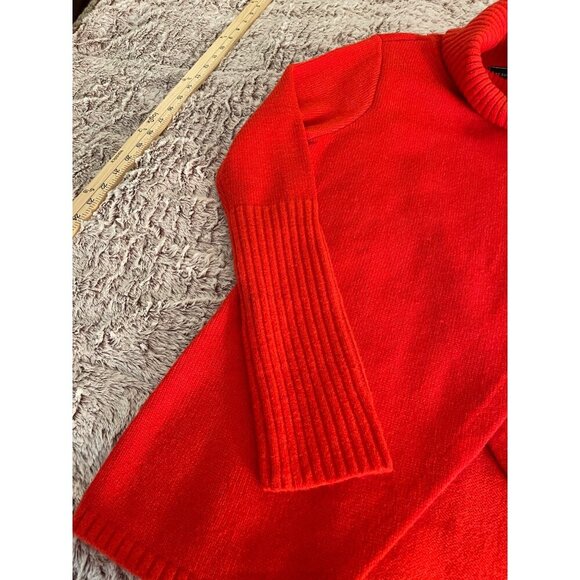 G By Giuliana Red Turtleneck Sweater Women S, Ribbed Sleeves & Asymmetrical Hem - Picture 6 of 16